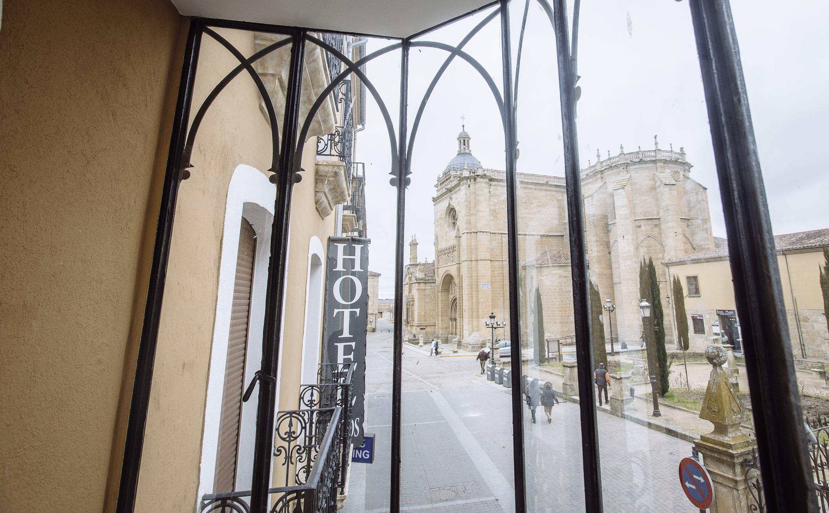 Hotel Arcos Catedral Ciudad-Rodrigo Extérieur photo